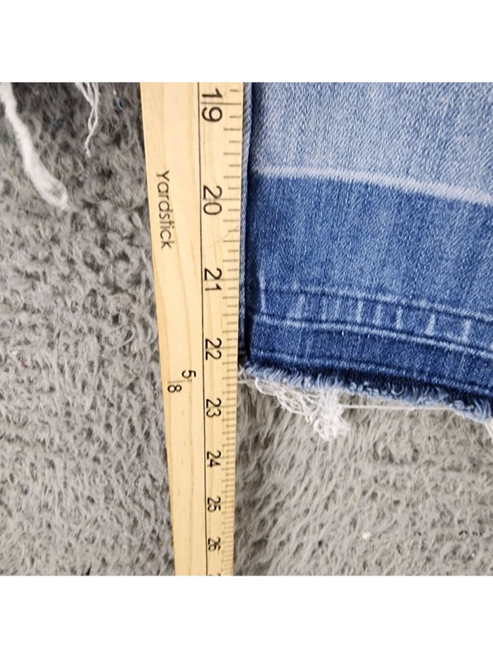 Chicos Jeans Womens 1 US 8 Blue Stretch Denim Button Fly Wide Leg Crop - Picture 6 of 12